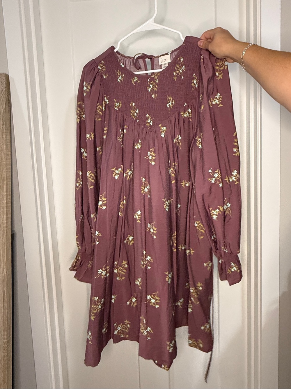 NWT A new day Women’s' Mauve Floral Long-Sleeve Smocked Dress